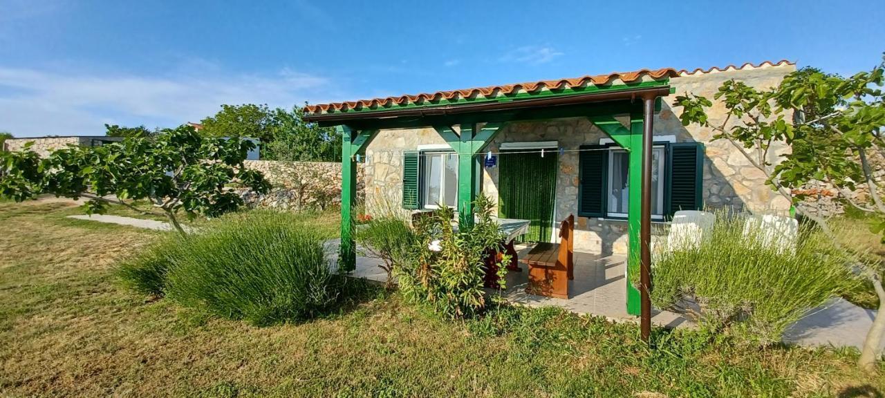 Krcina Holiday Home Cres Bagian luar foto