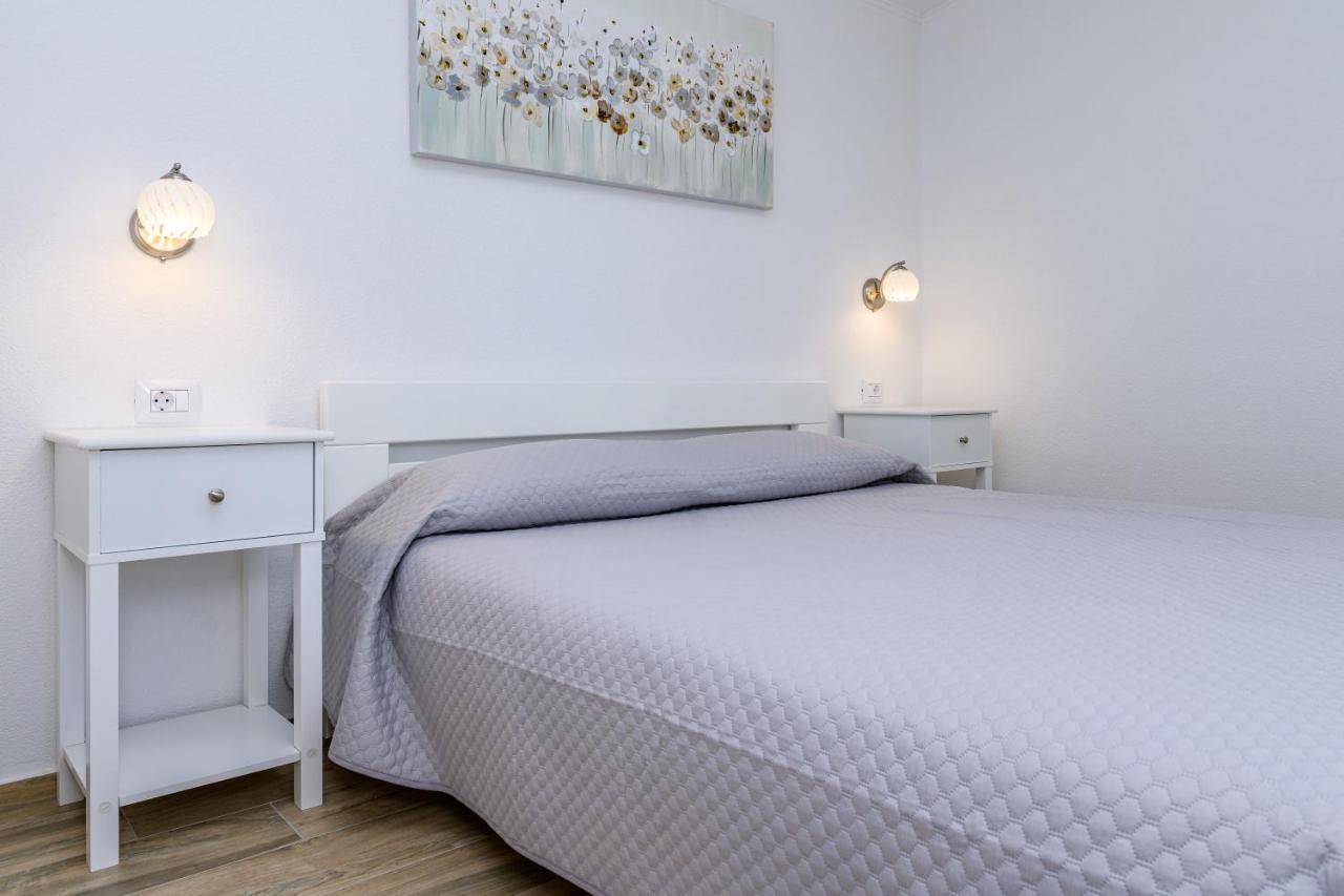 Krcina Holiday Home Cres Bagian luar foto