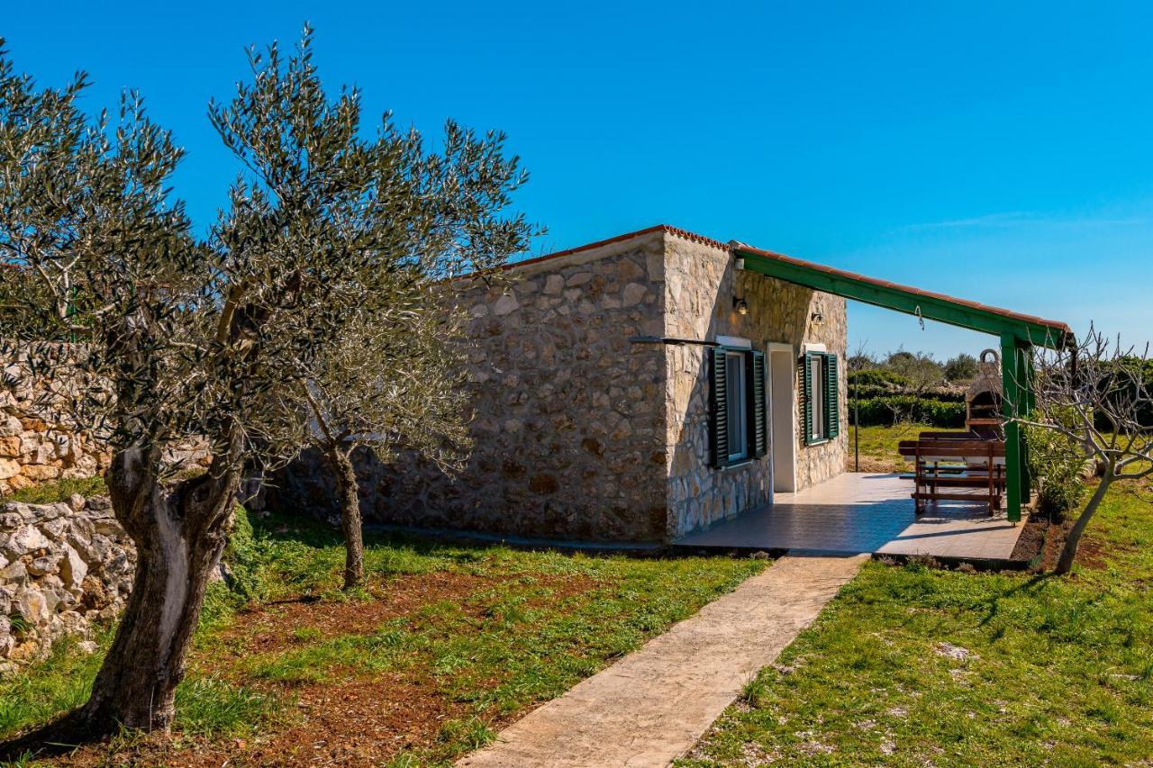Krcina Holiday Home Cres Bagian luar foto