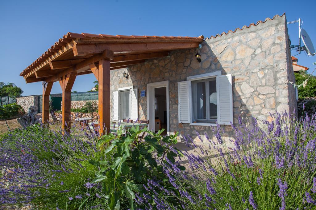Krcina Holiday Home Cres Bagian luar foto